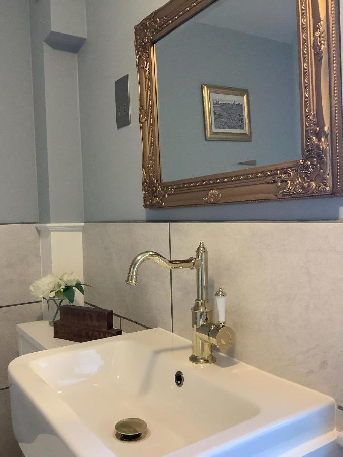 ריי Humphries Cross Apartments מראה חיצוני תמונה